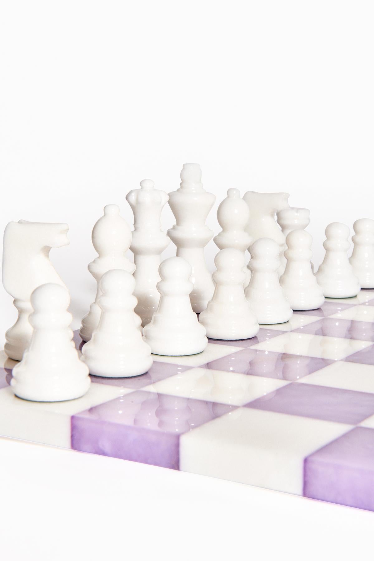 Contemporary Italian Amethyst/White Large Alabaster Chess Set For Sale