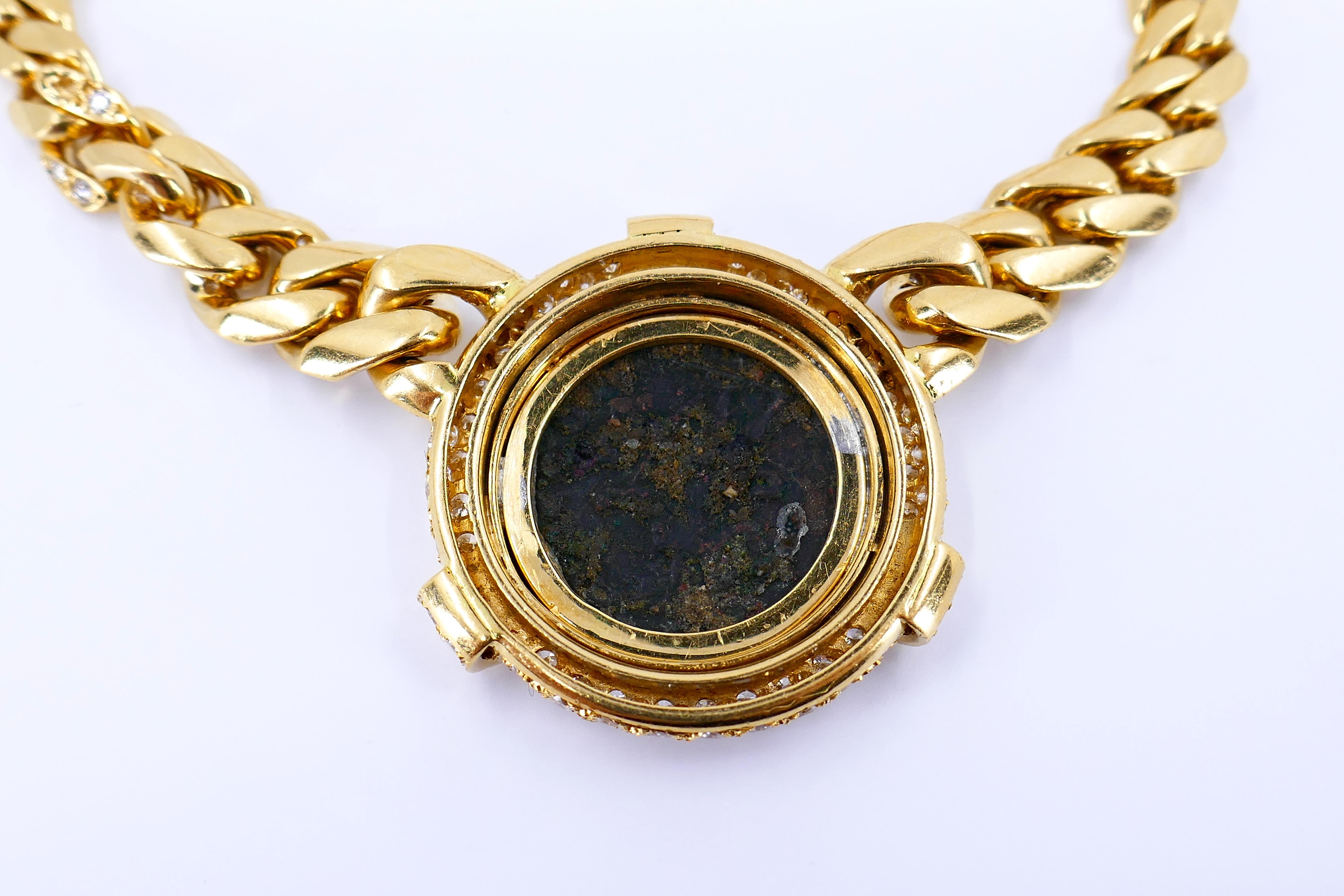 Italienische antike Münze 18k Gold Diamant-Halskette im Angebot 1