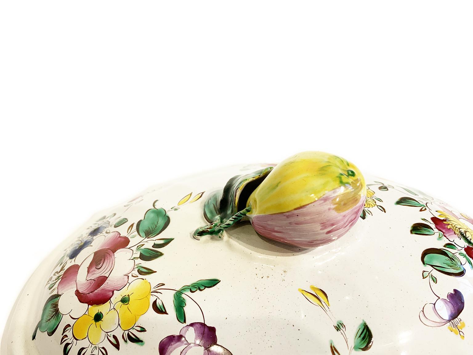 Italian Ancient Maiolica Tureen, Lodi, 1770-1780 6