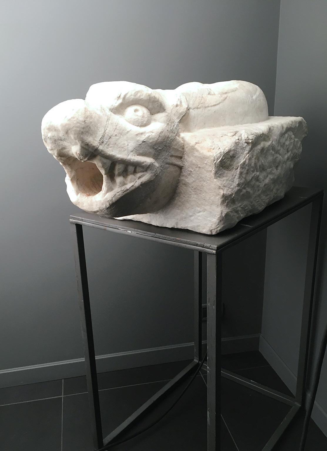 Italian Ancient Marble Sculpture Fountain, Late 16th Century For Sale 11