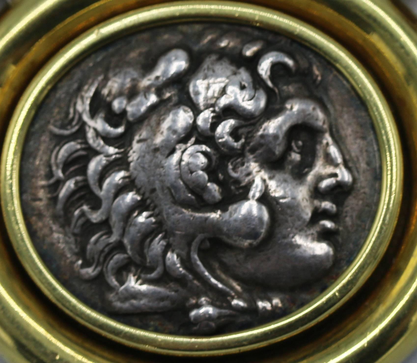 ancient roman necklace