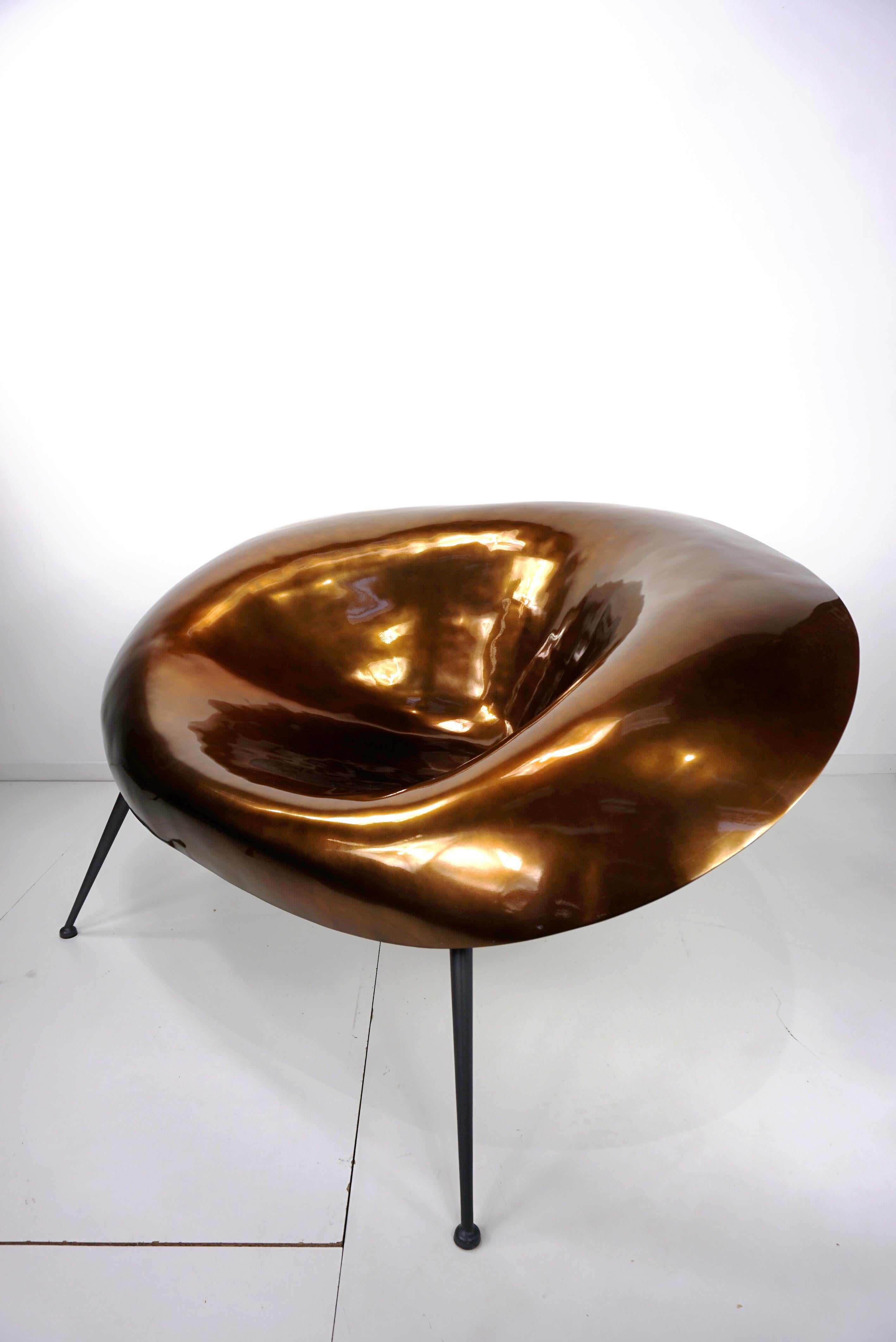 Metal Italian and Organic Design Armchair For Sale
