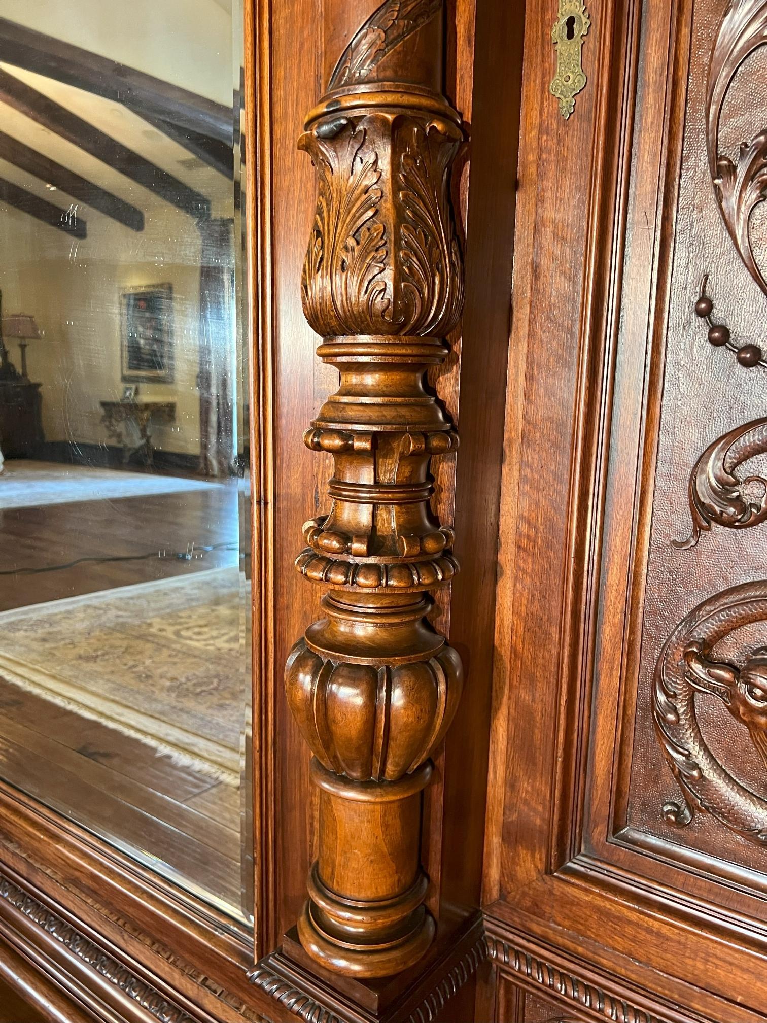 Armoire antico italiano del XIX secolo in stile rinascimentale di alta qualità in vendita 4