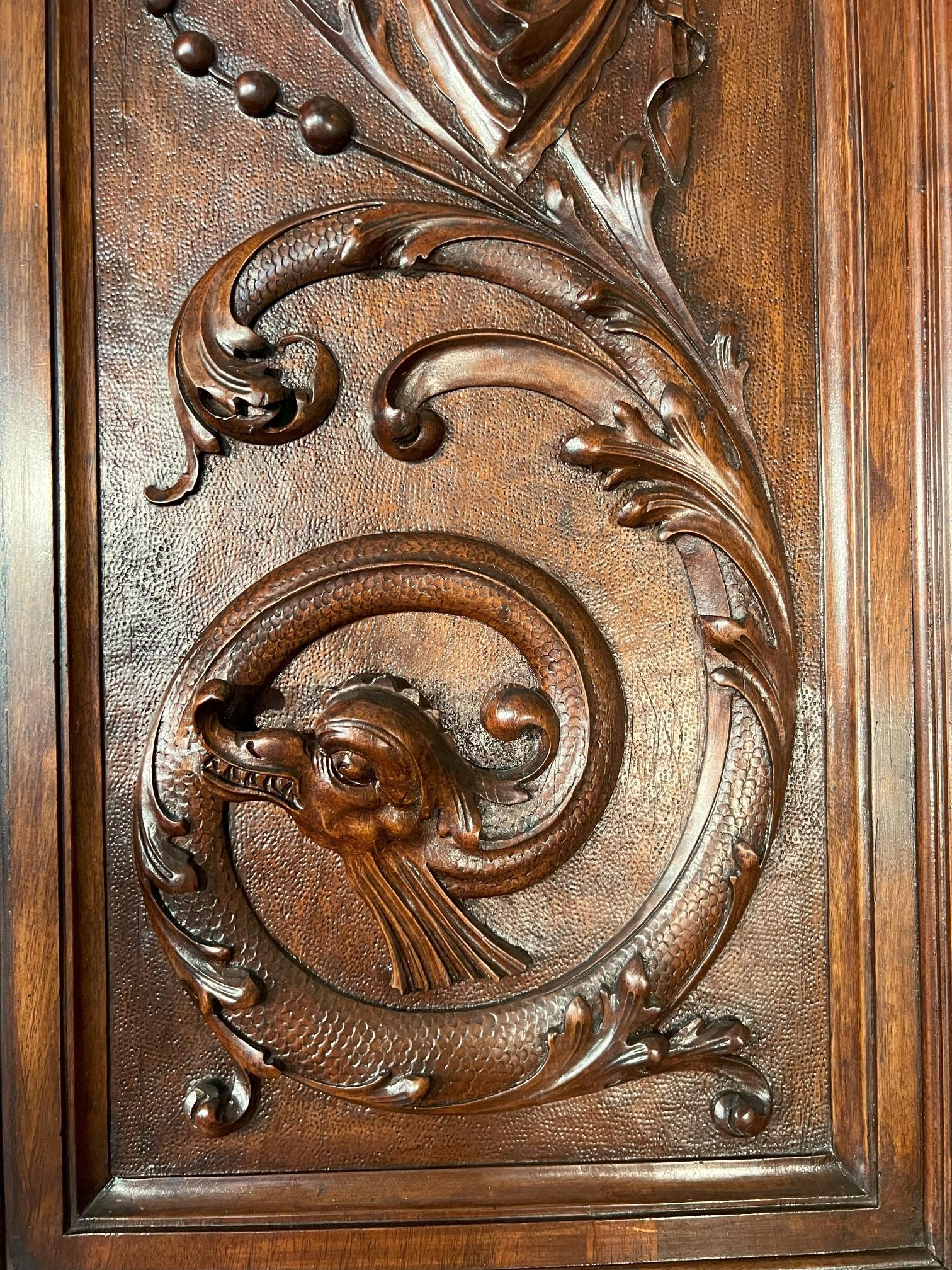 Armoire antico italiano del XIX secolo in stile rinascimentale di alta qualità in vendita 7