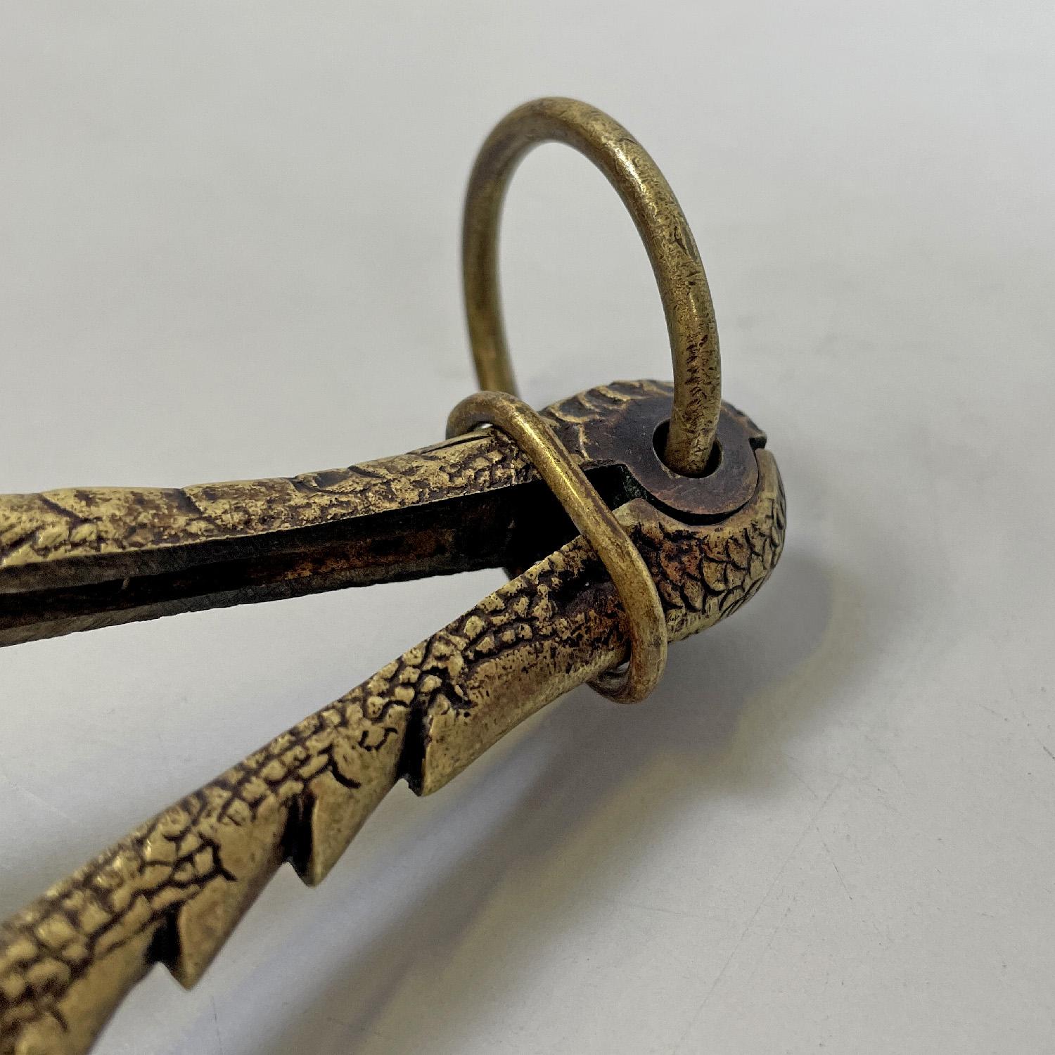 Early 19th Century Italian antique bronze pheasant claw game-holder with hook, 1800s For Sale