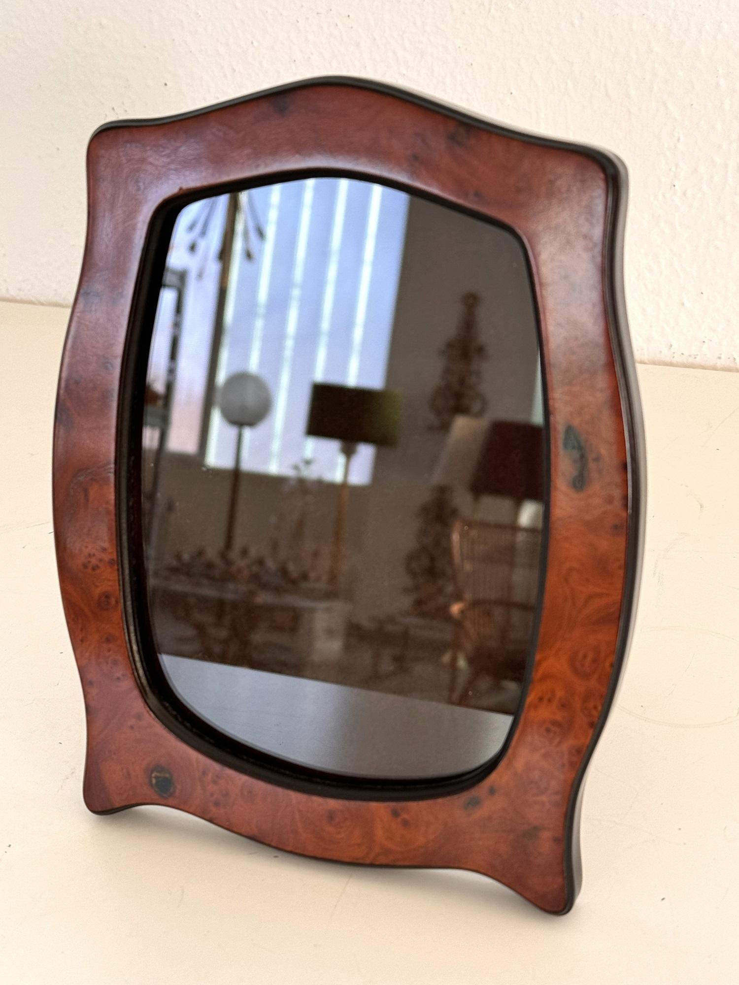 Cadre italien ancien en bois de ronce en vente 7