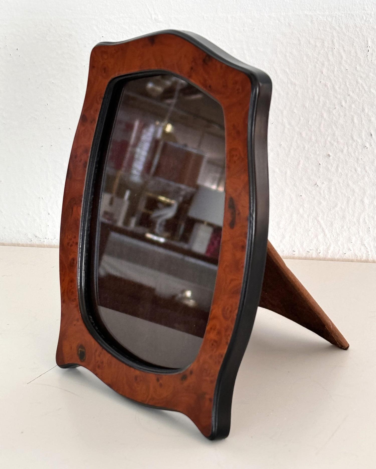 20ième siècle Cadre italien ancien en bois de ronce en vente