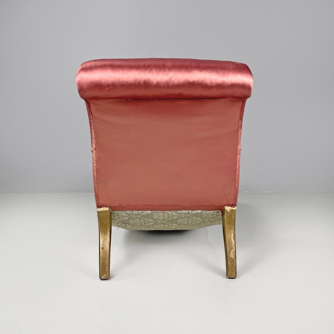 Italian antique chaise longue in pink satin and golden wood with armrests, 1800s For Sale 1