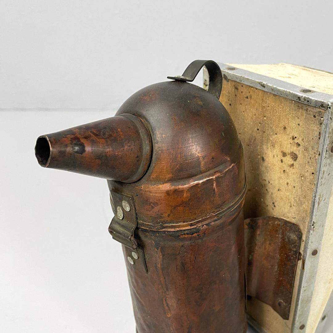 Italian antique copper wood and bee smoker with bellows, first half of 1900s 8