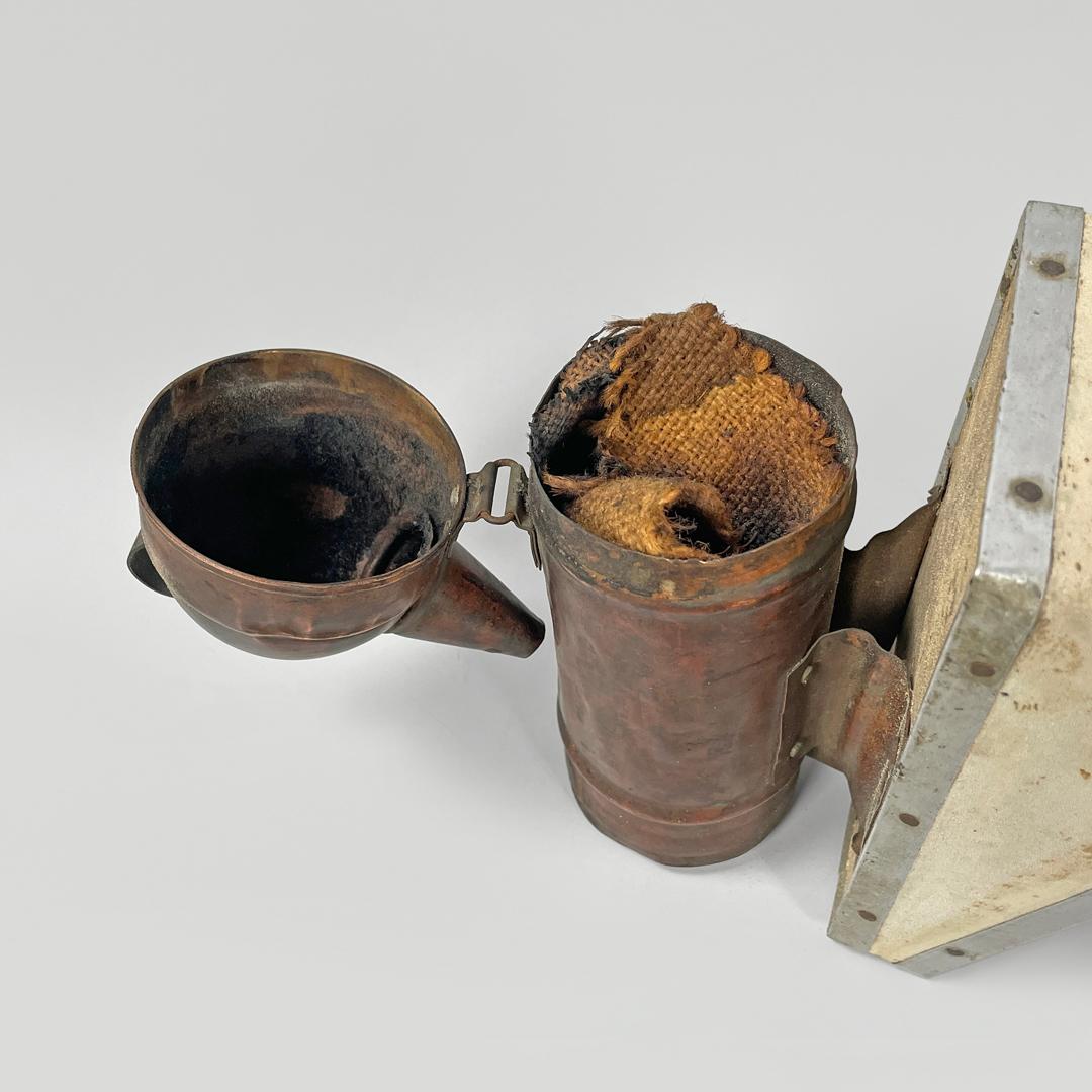 Italian antique copper wood and bee smoker with bellows, first half of 1900s 9