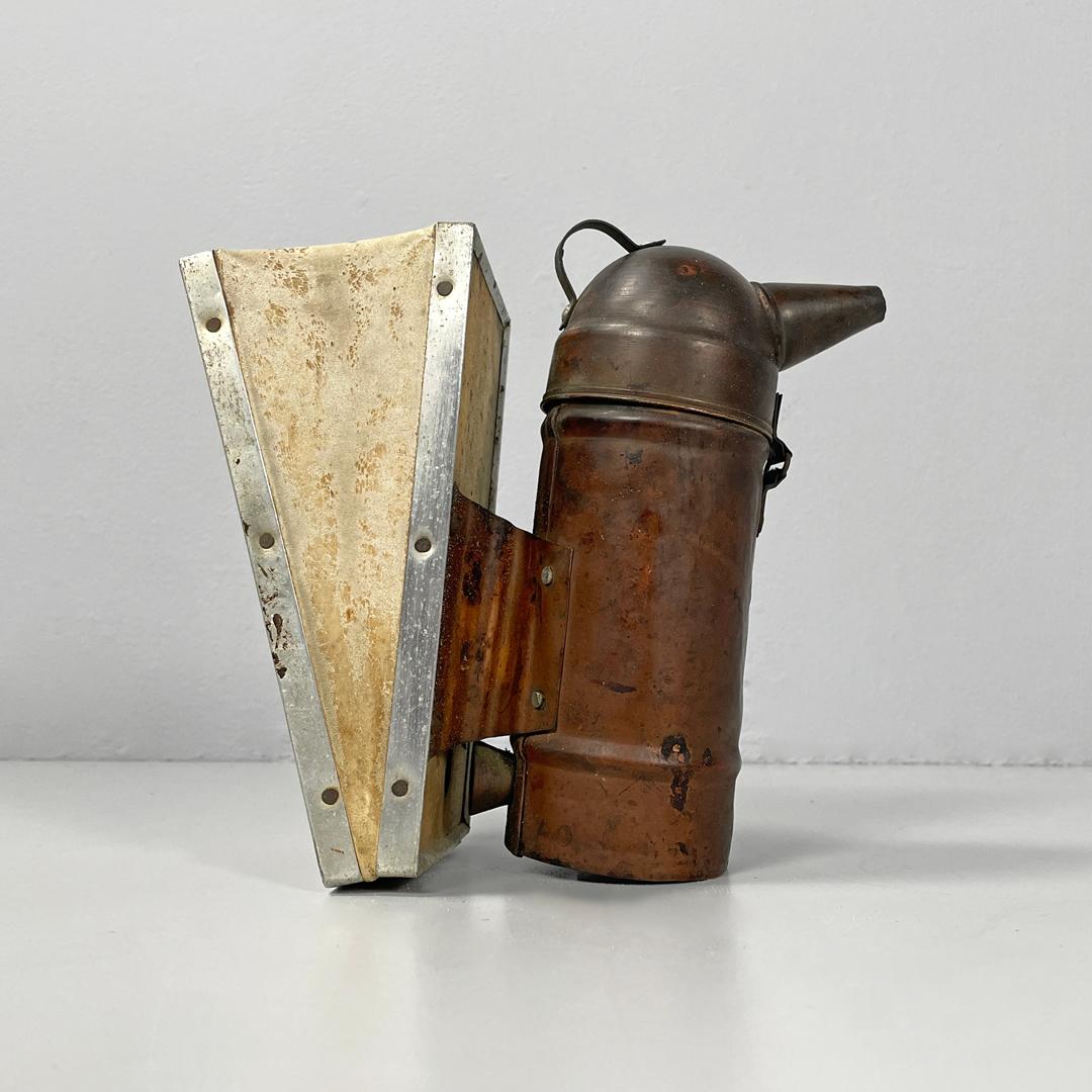 Early 20th Century Italian antique copper wood and bee smoker with bellows, first half of 1900s