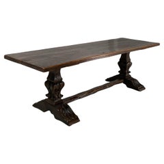 Italian antique Dining table in finely crafted wood, 1800s