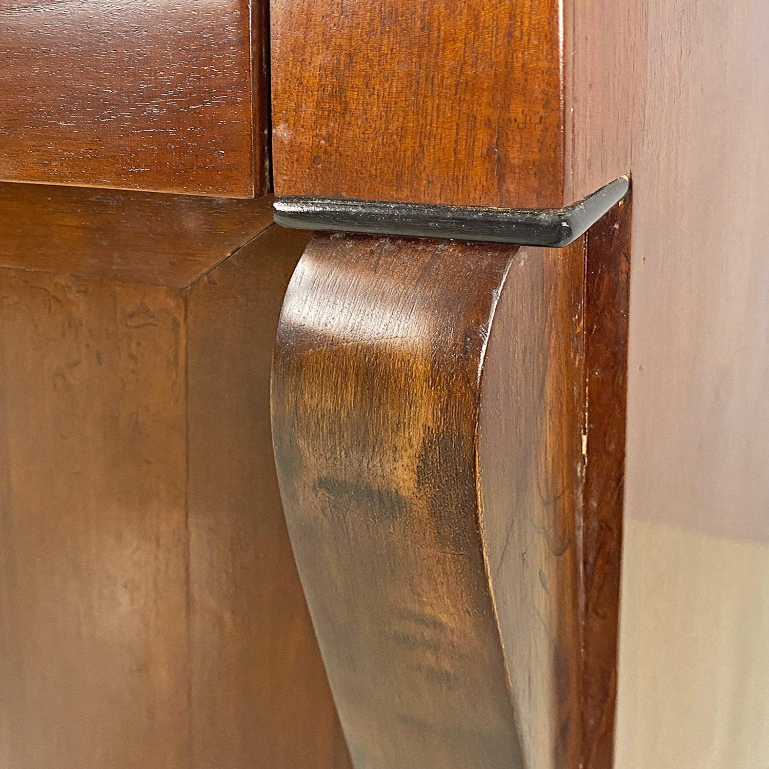 Mueble italiano antiguo de madera estilo imperio con puerta y cajón, años 1850 en venta 3