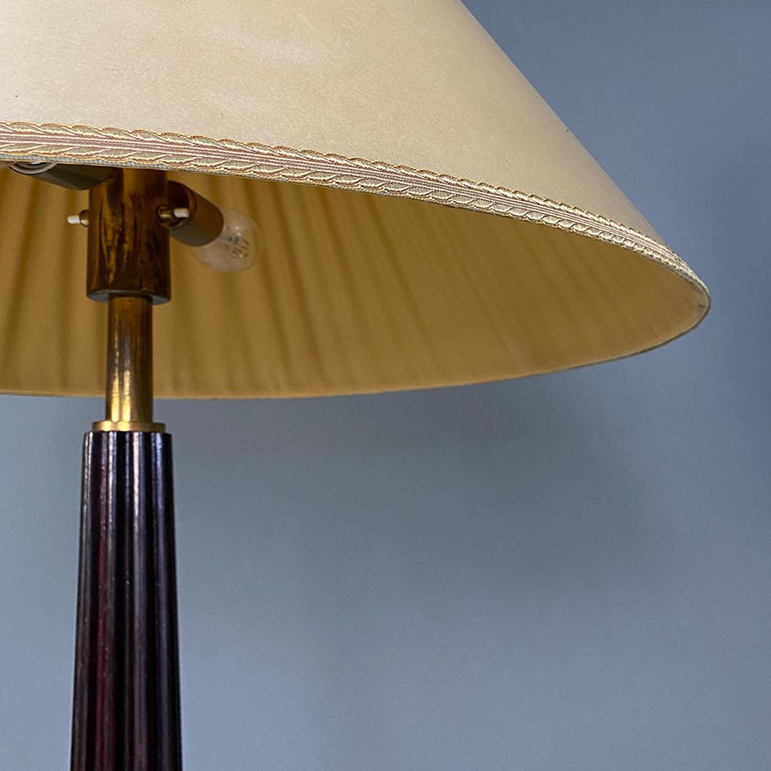 Italian Antique Floor Lamp with Wooden Stem Brass Base and Fabric Lampshade 1900 For Sale 10
