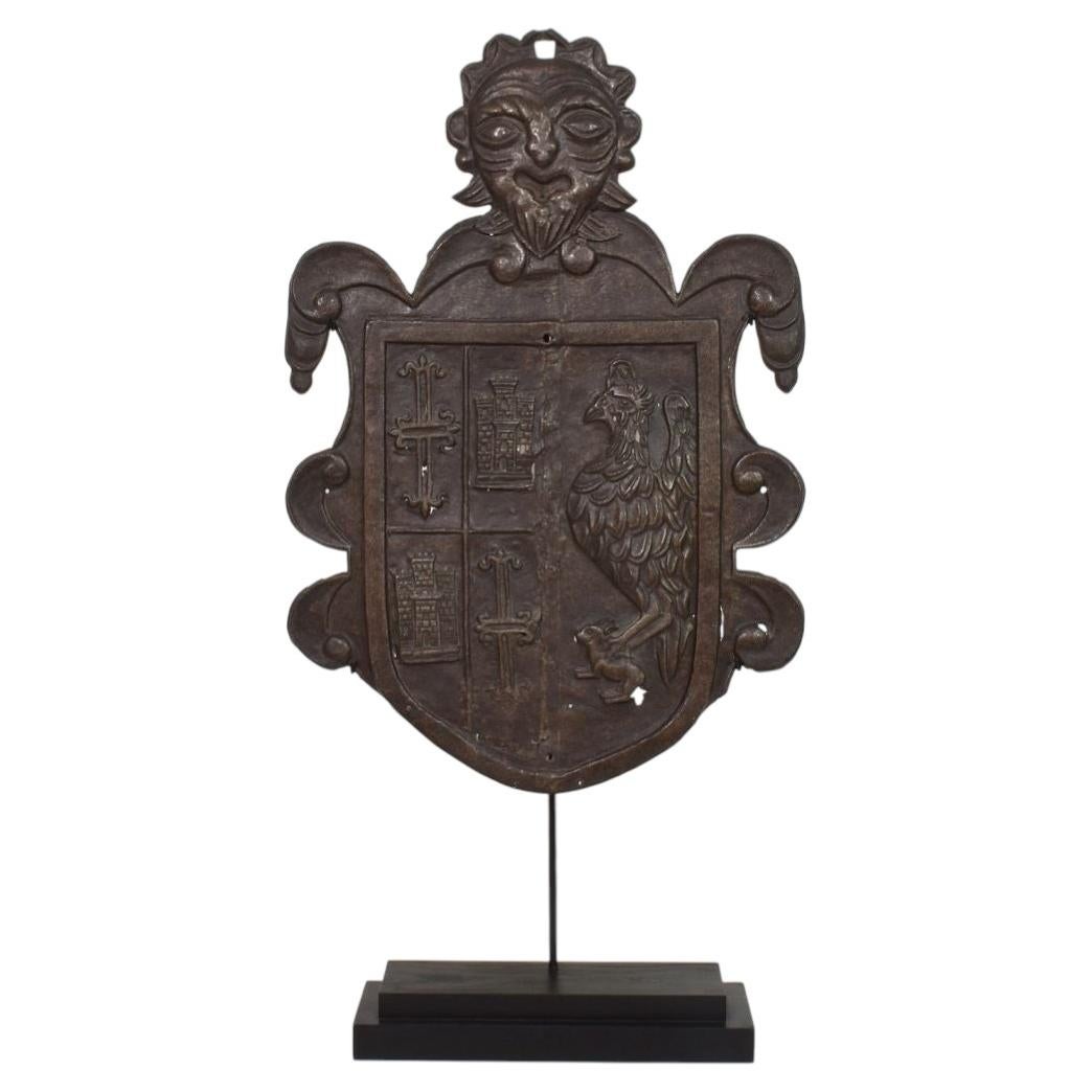 Italian Antique Forged Iron Coat of Arms, Circa 1550-1650 For Sale