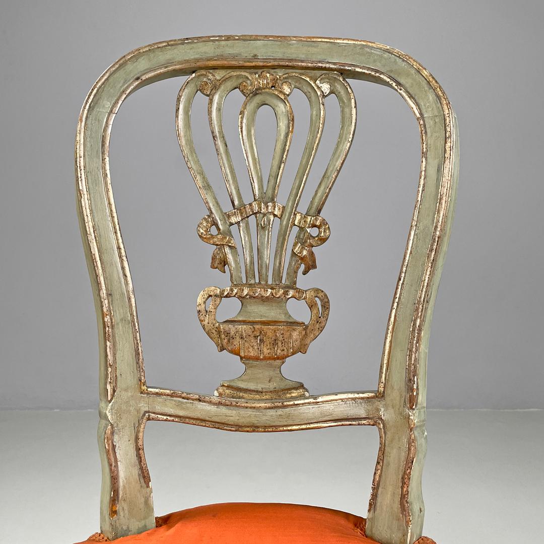 Italian antique green and gold wooden chairs with orange cushions, 1700s For Sale 9