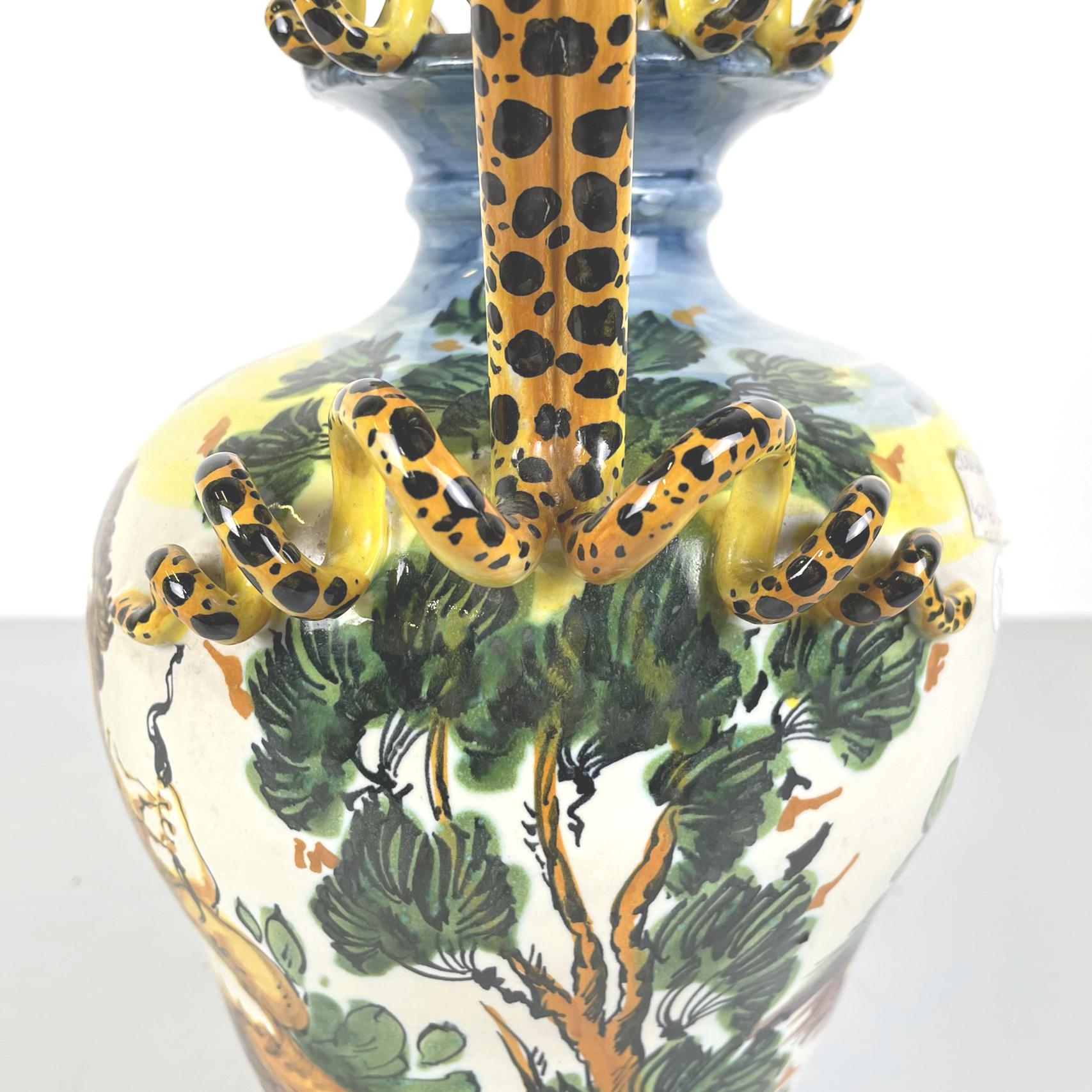 Vase Albisola italien ancien fabriqué à la main en céramique peinte à la main, années 1900 en vente 4