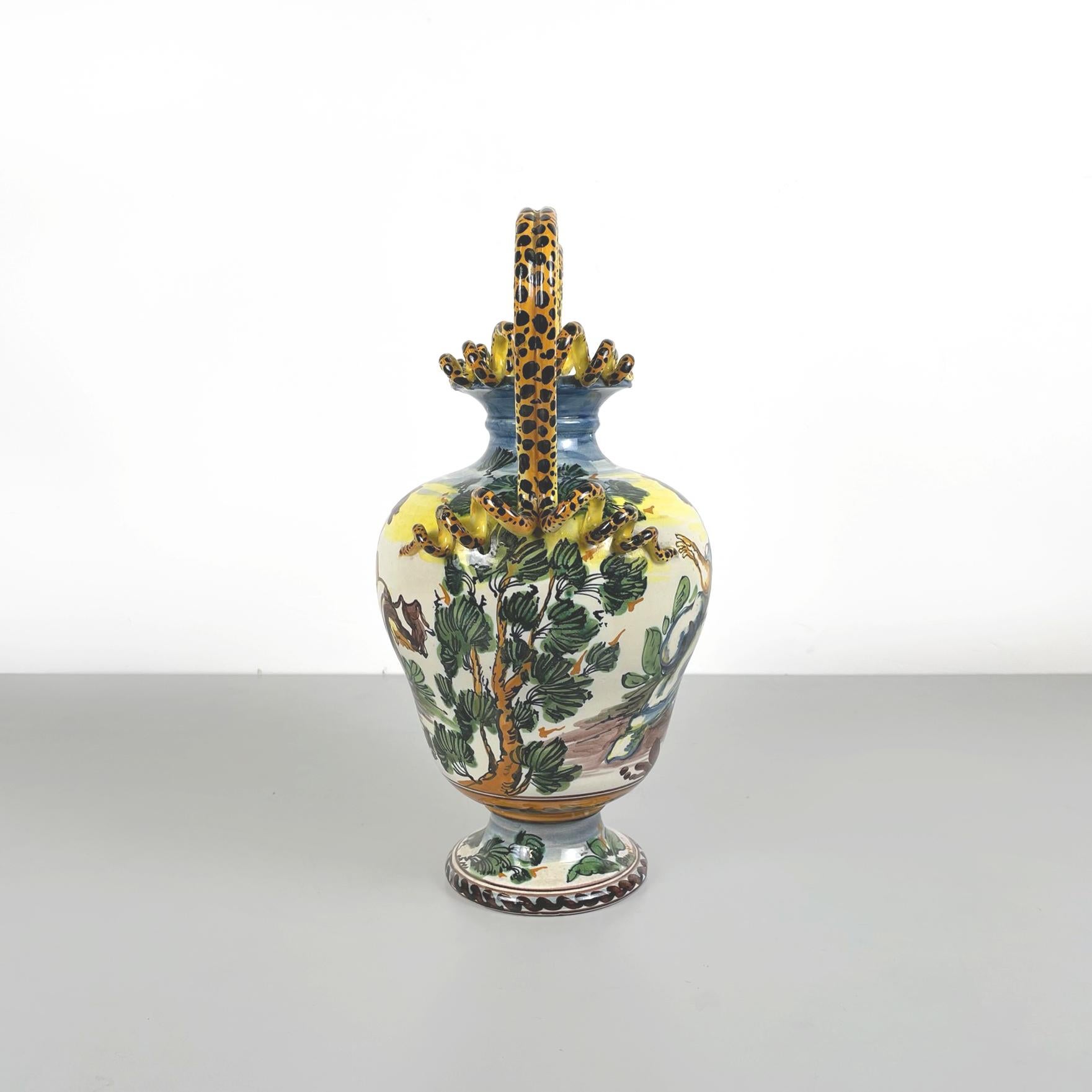 Italian Antique Handcrafted Albisola Vase in Hand Painted Ceramic, 1900s In Good Condition For Sale In MIlano, IT
