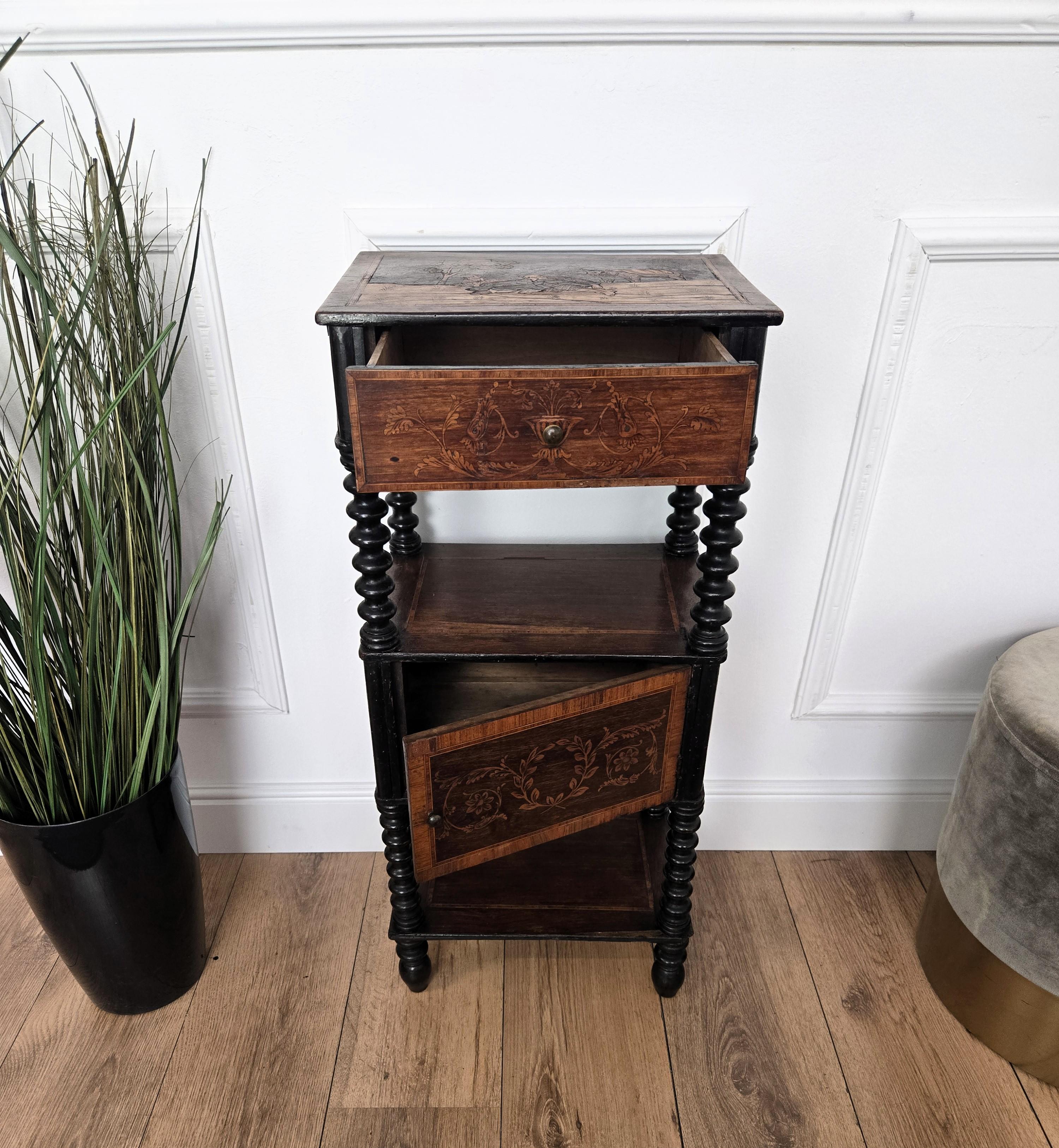 Italian Antique Marquetry Fruitwood Inlay Bobbin Turned Sofa Side Table In Good Condition For Sale In Carimate, Como