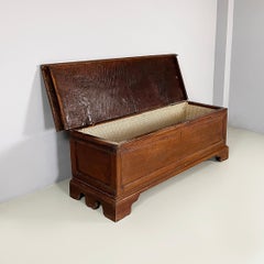 Ancienne commode rectangulaire italienne avec plateau pliant en bois de peuplier, années 1600