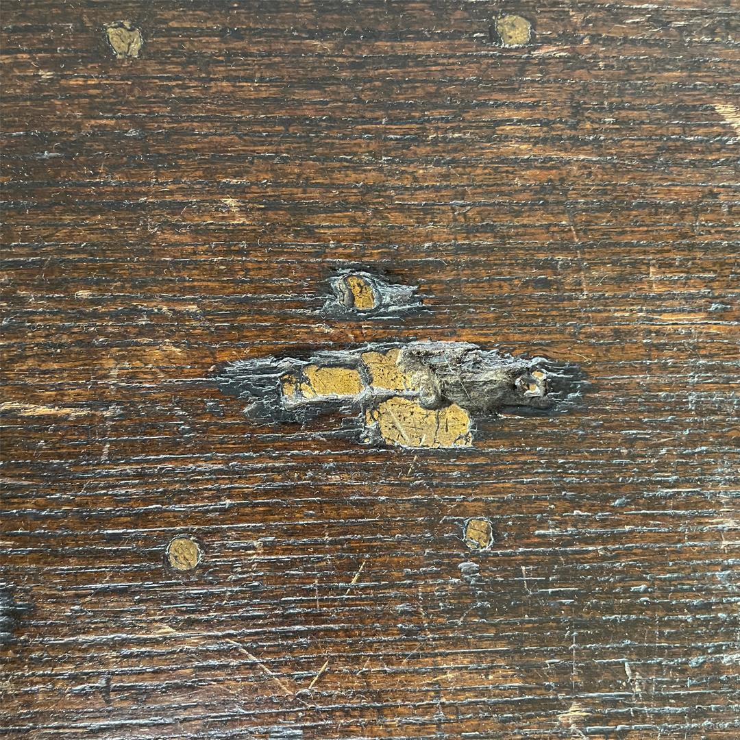 Antiguo banco italiano rectangular de madera, finales del siglo XIX en venta 5