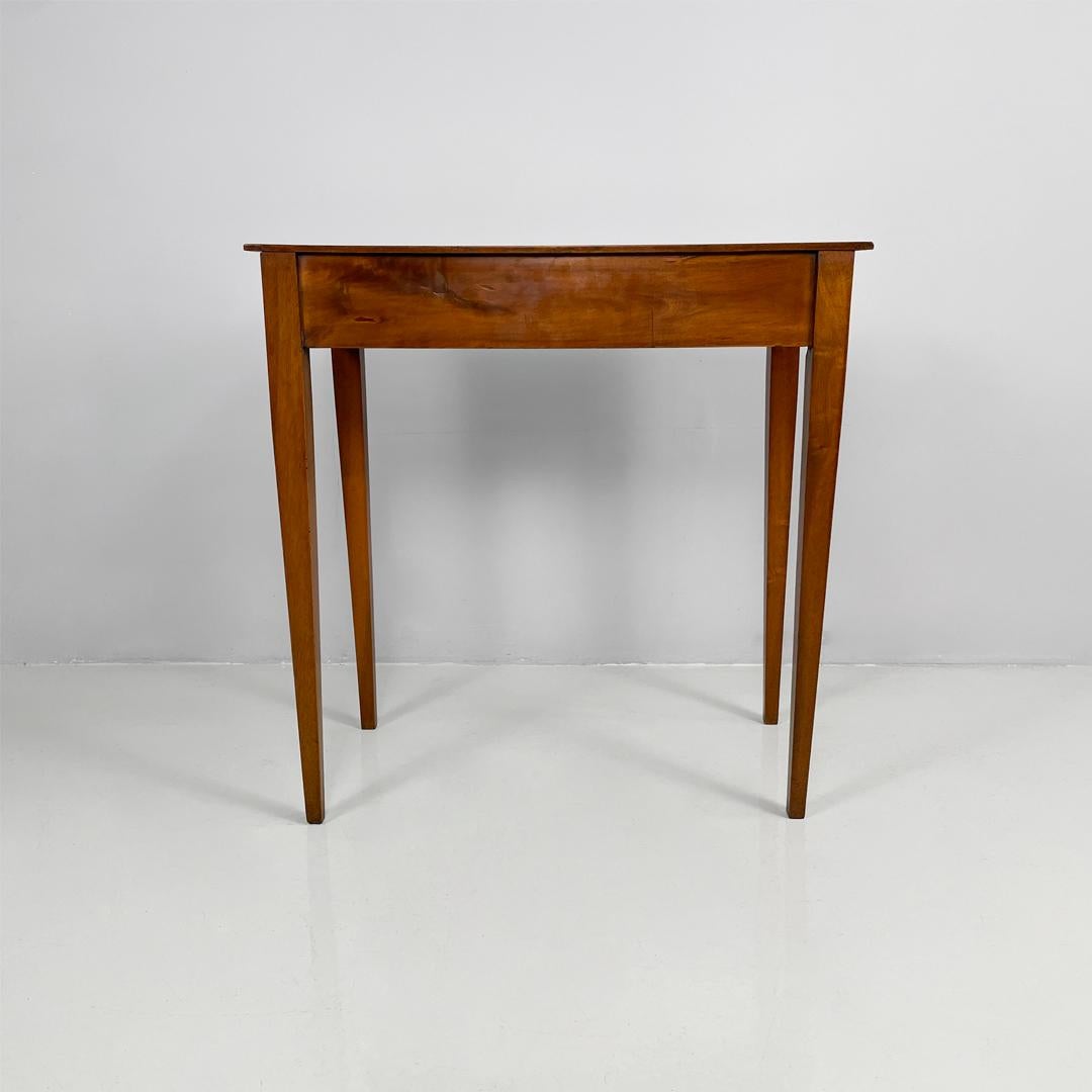 Italian antique rectangular wooden desk with drawer, 1750s In Distressed Condition For Sale In MIlano, IT