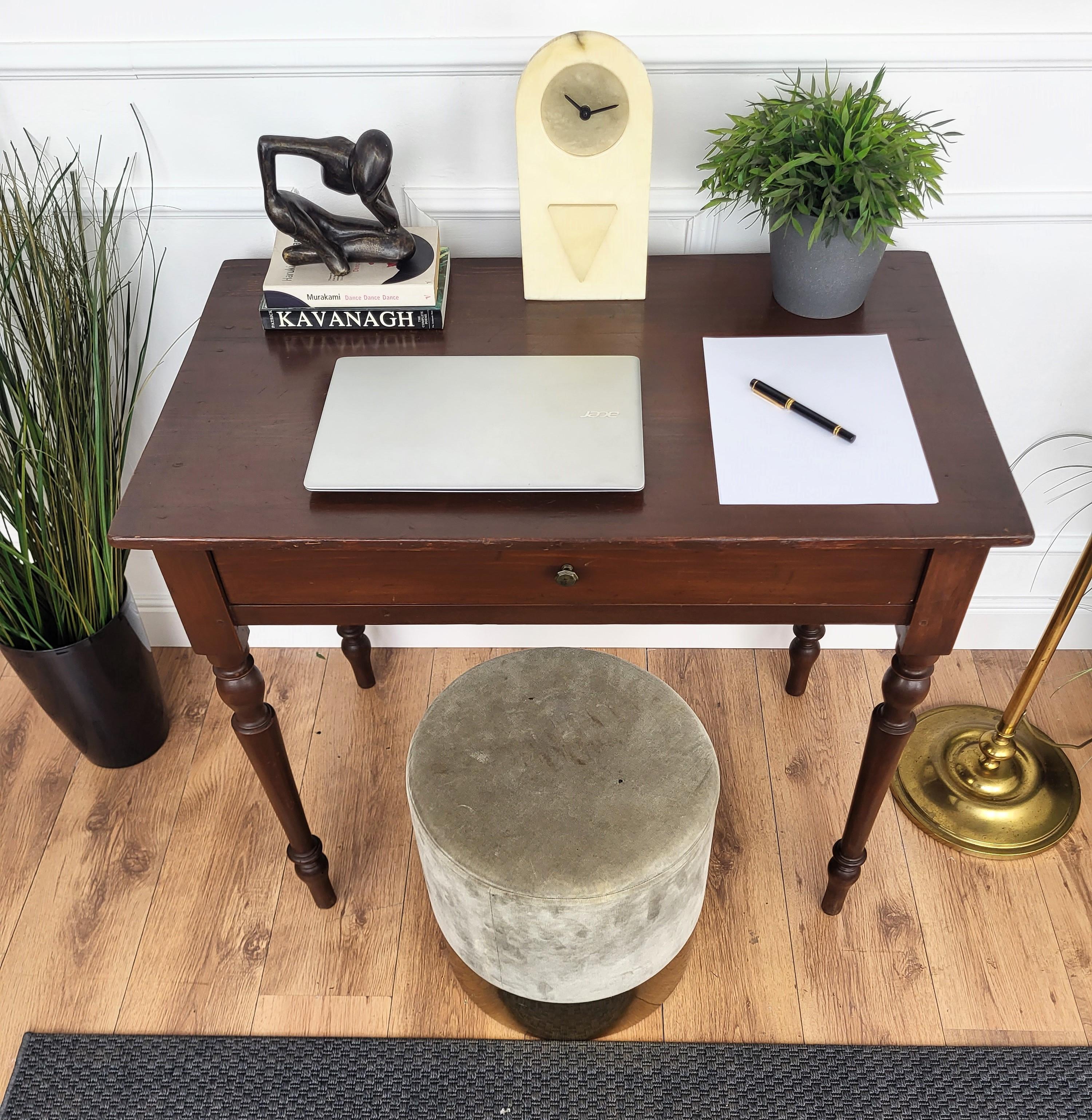 Table de bureau italienne rustique ancienne Bon état - En vente à Carimate, Como