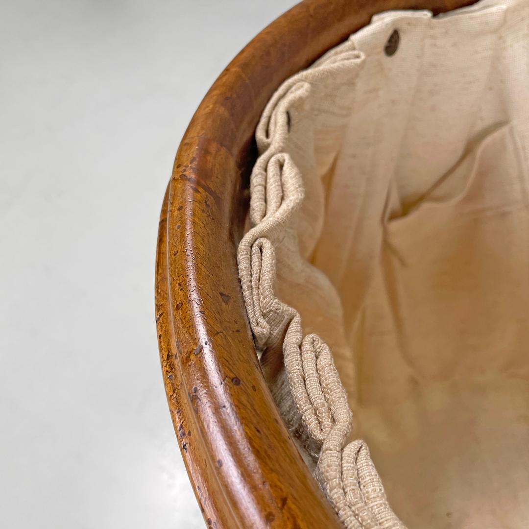 Italian antique sewing stand with wood basket and fabric lining, 1800s For Sale 7