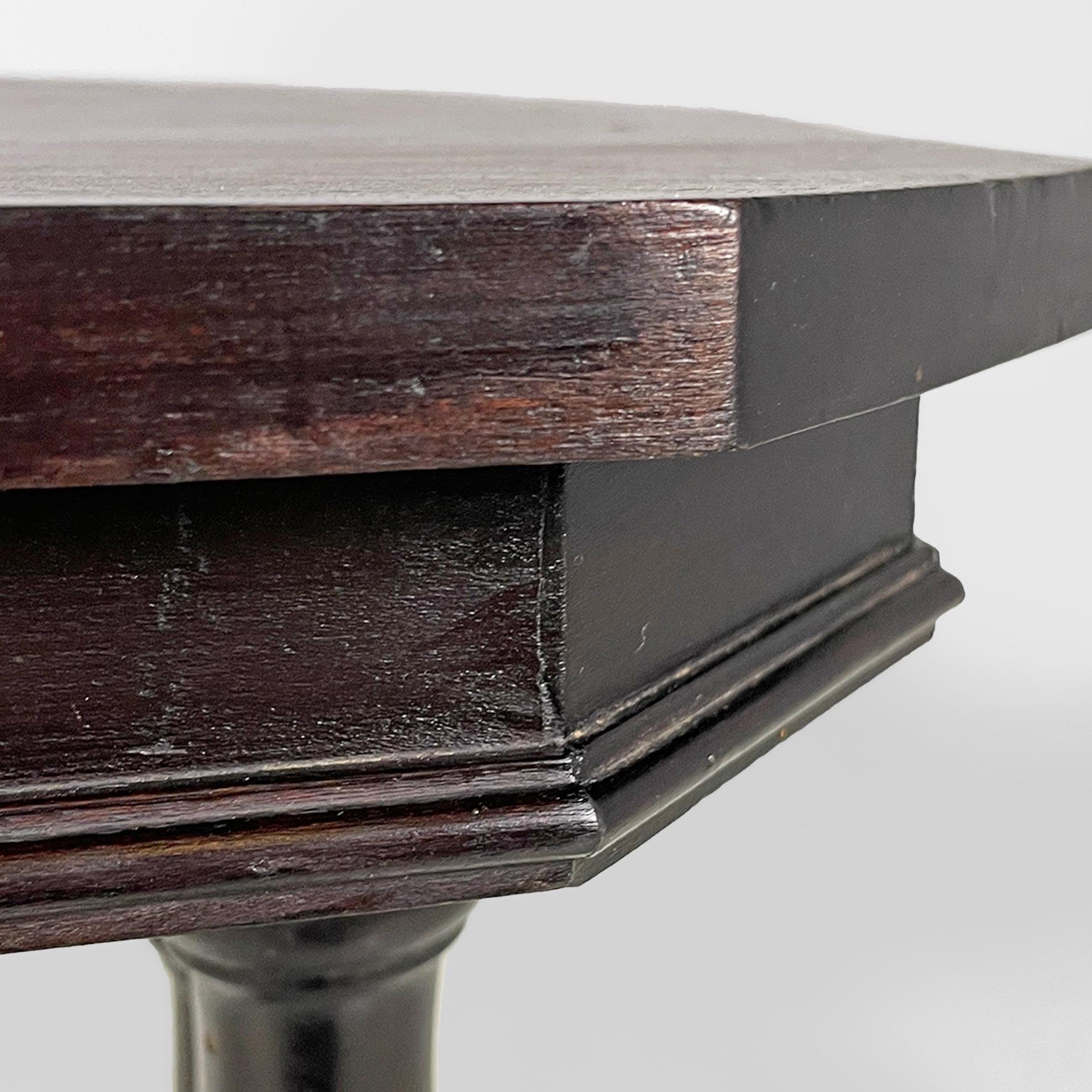 Consola o mesa de centro italiana antigua de madera torneada, finales del siglo XIX en venta 6