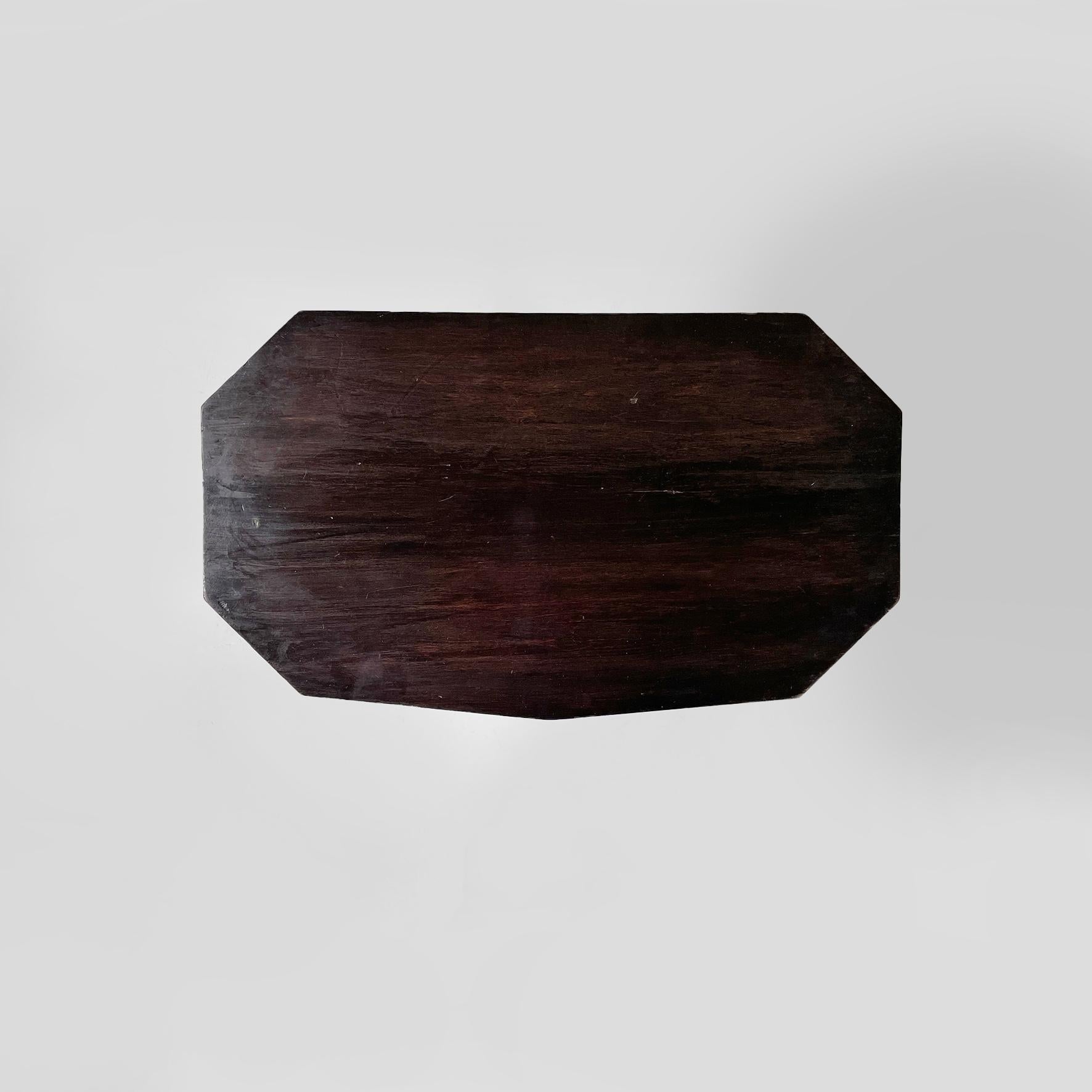 Consola o mesa de centro italiana antigua de madera torneada, finales del siglo XIX en venta 8