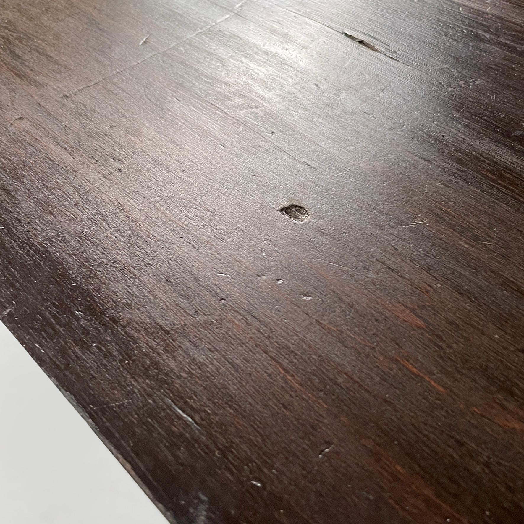 Consola o mesa de centro italiana antigua de madera torneada, finales del siglo XIX en venta 2