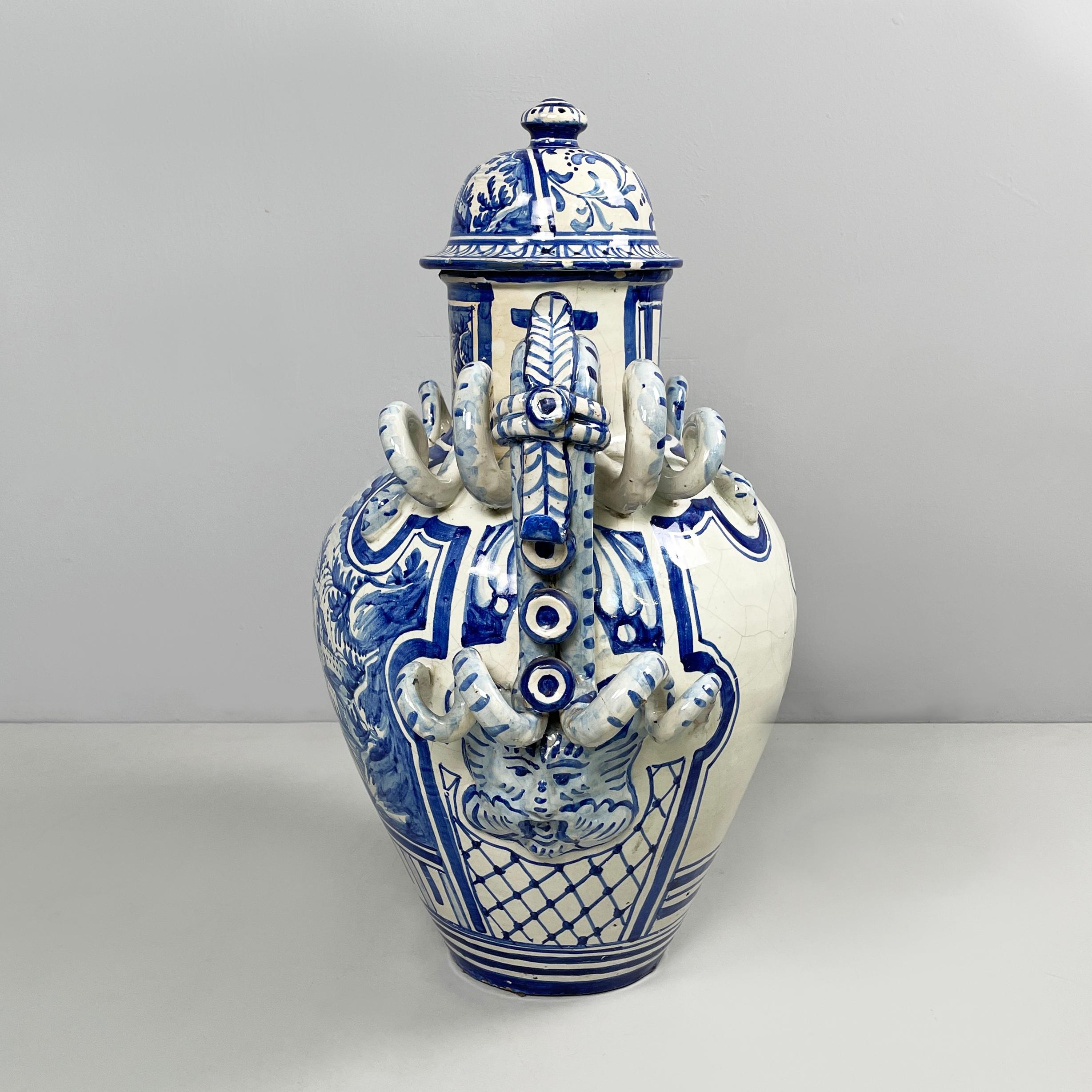 Ceramic Italian antique vase with lid in blue and white majolica, 1715 For Sale