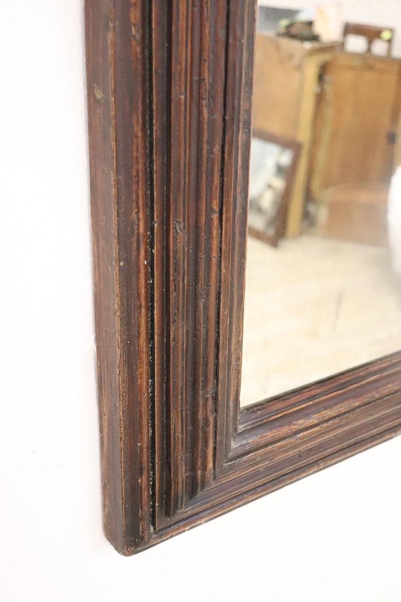 Italian Antique Wall Mirror with Poplar Wood Frame In Good Condition In Casale Monferrato, IT