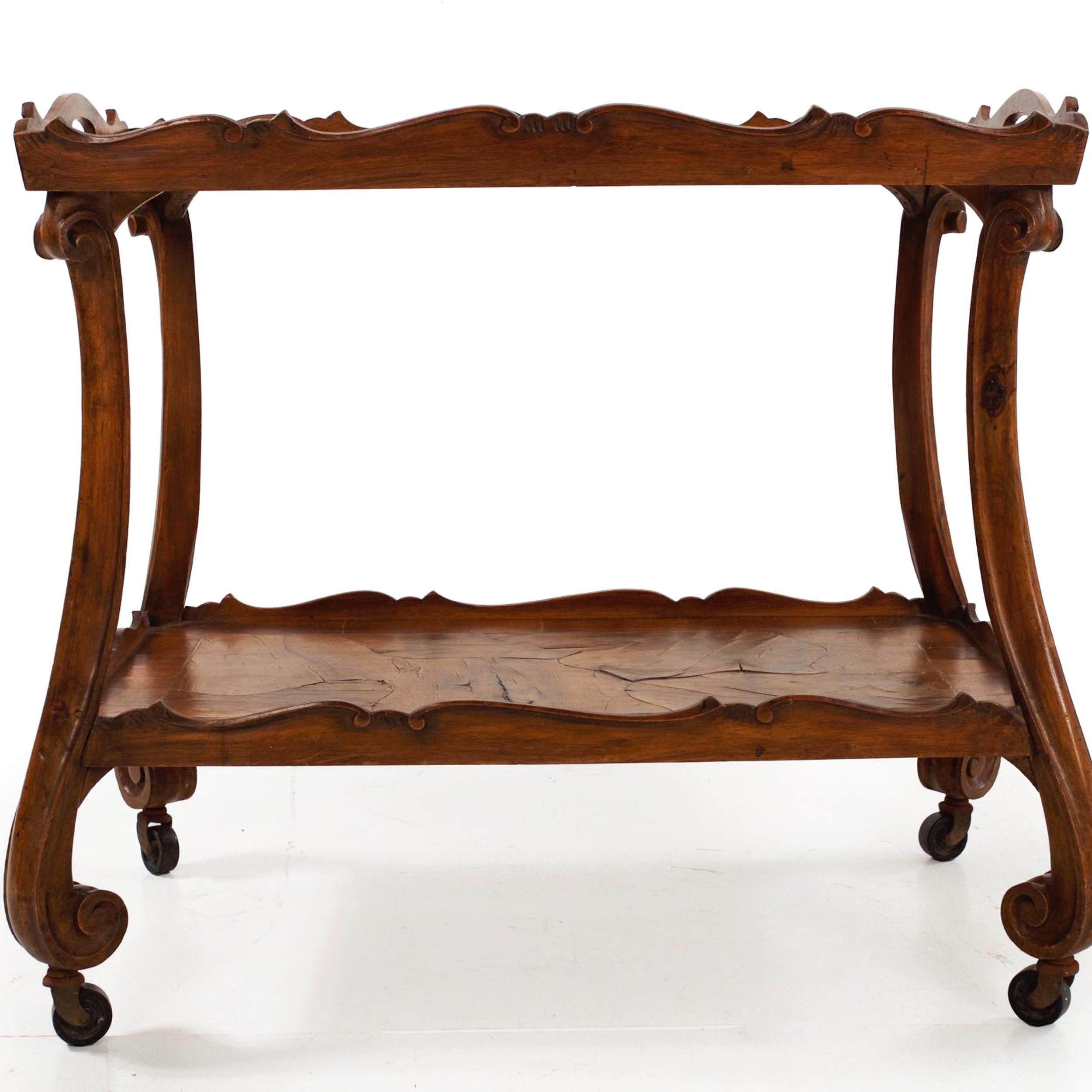 Italian Antique Walnut Two-Tier Serving Table Bar Cart, Early 20th Century In Good Condition In Shippensburg, PA