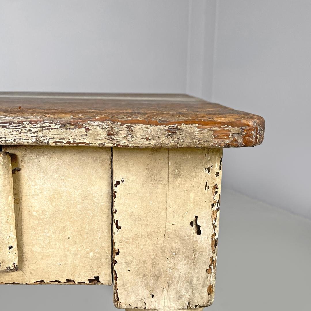Ancienne table de salle à manger italienne en bois peint en blanc avec deux tiroirs, fin des années 1800 en vente 10