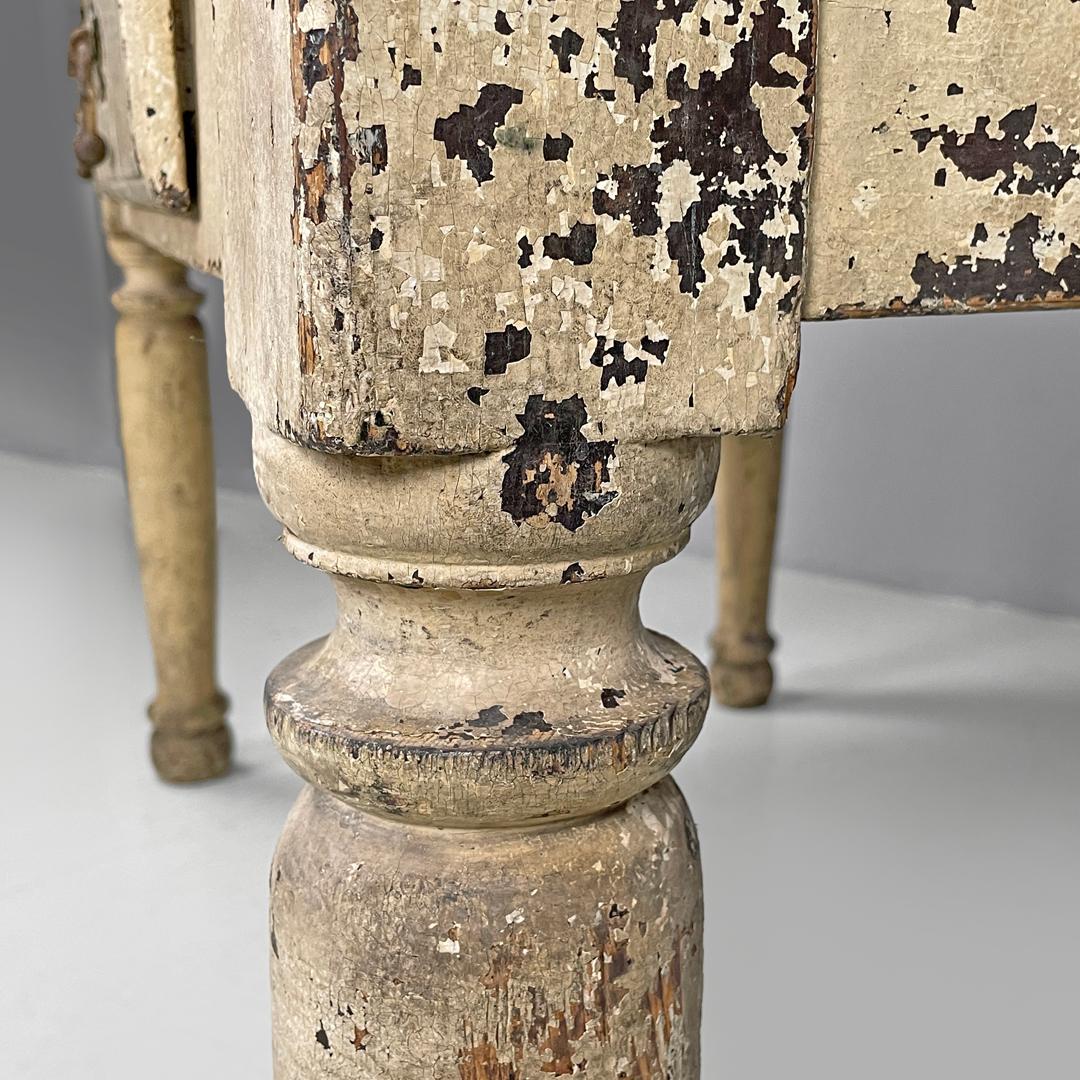 Ancienne table de salle à manger italienne en bois peint en blanc avec deux tiroirs, fin des années 1800 en vente 12