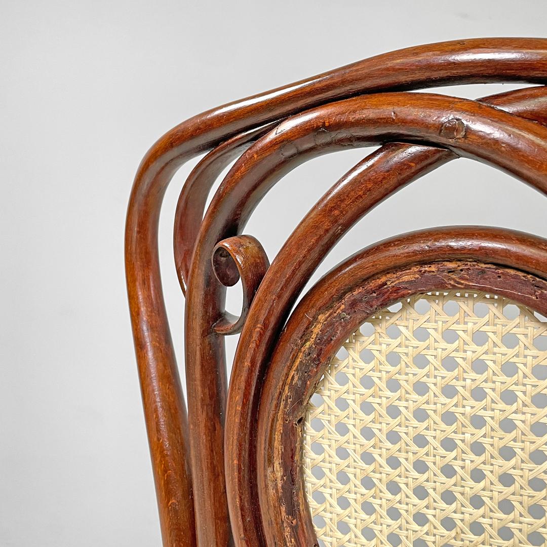 Italian antique wood and Vienna straw chairs with curl details, early 1900s For Sale 5