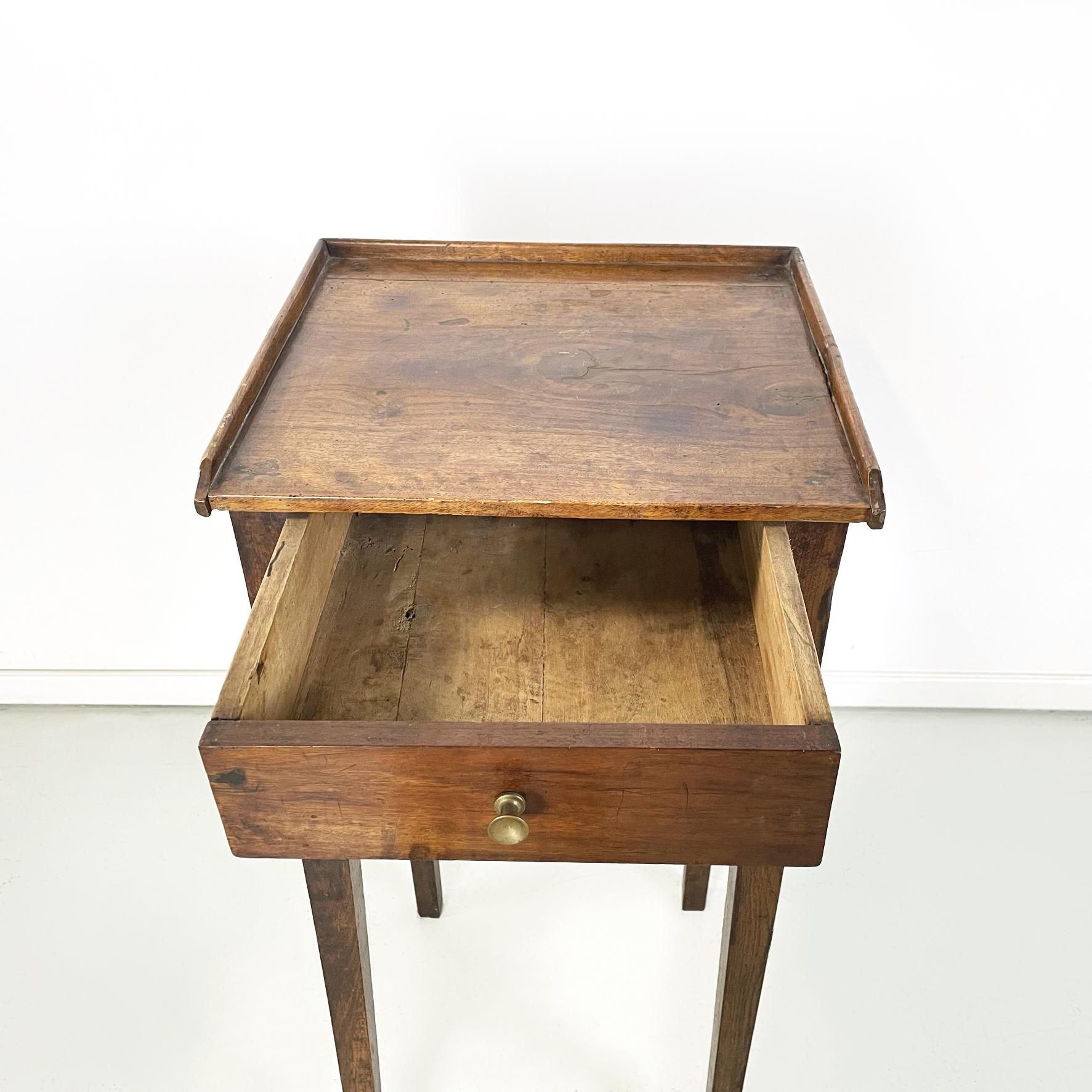 Italian antique Wooden bedside table with brass handle, early 1900s For Sale 2