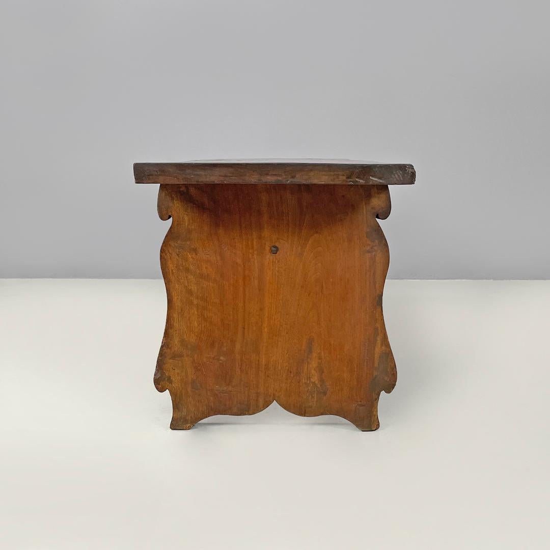 Inizio XIX secolo Panca italiana antica in legno con gambe decorate, 1800 in vendita