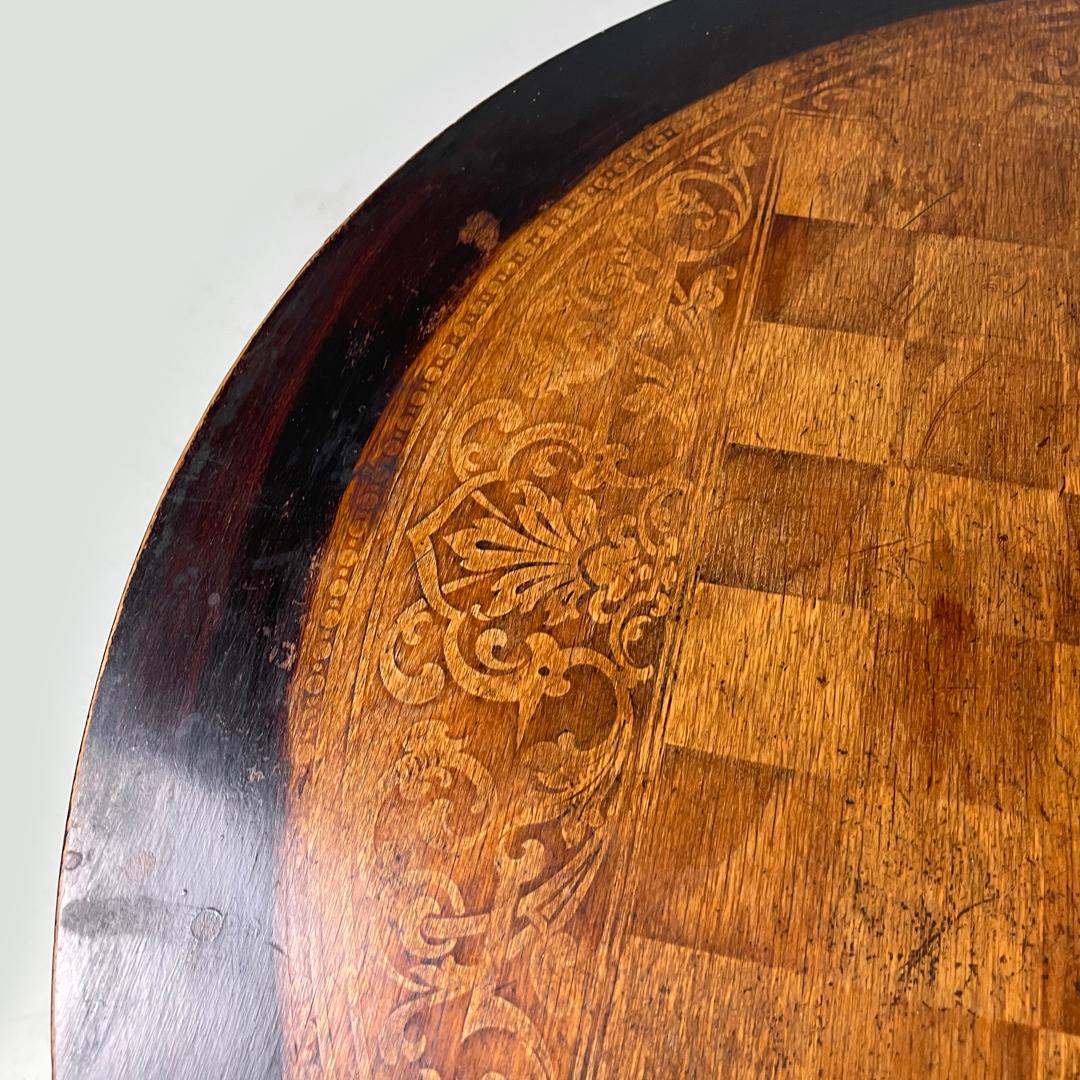 Table basse italienne ancienne avec décorations en guirlande, début des années 1900 en vente 6