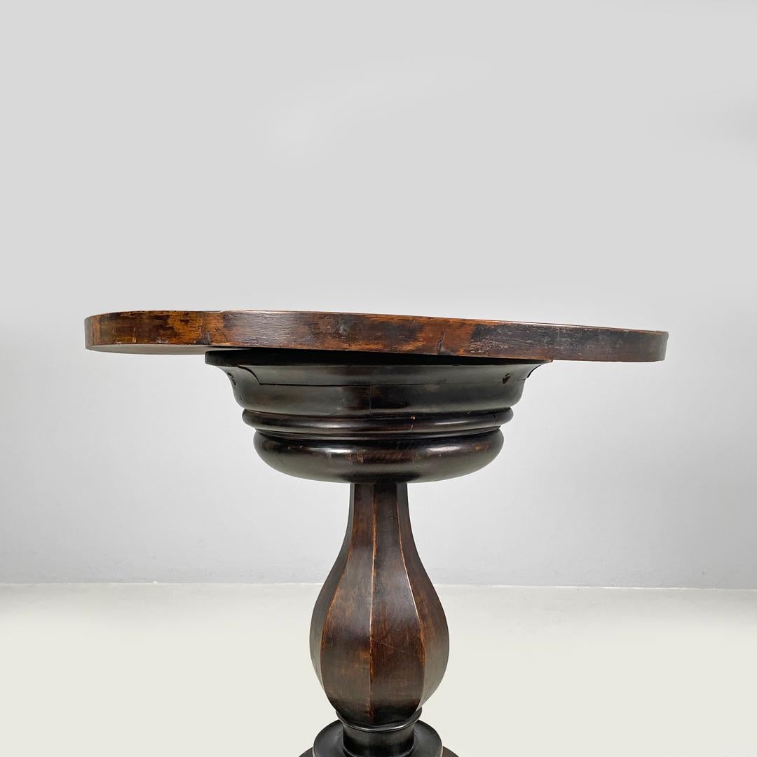 Table basse italienne ancienne avec décorations en guirlande, début des années 1900 en vente 10