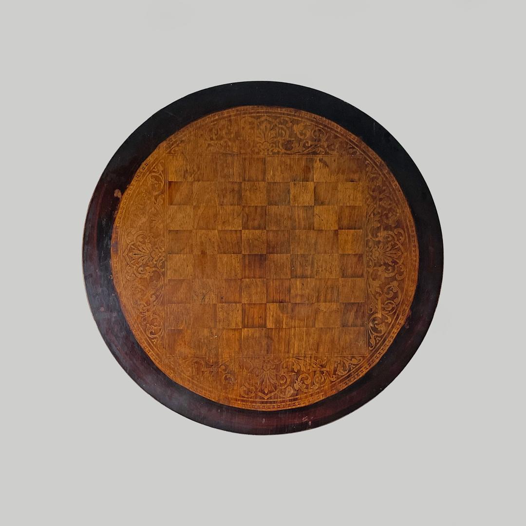 Table basse italienne ancienne avec décorations en guirlande, début des années 1900 en vente 4