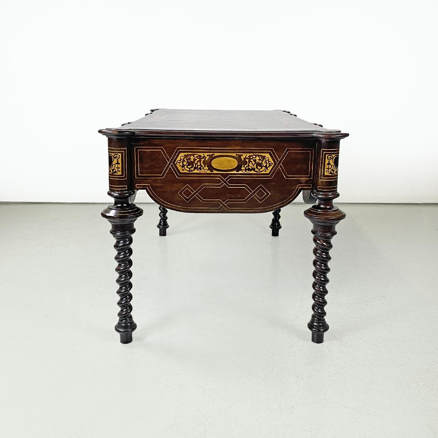 Italian antique wooden desk with inlay decorations with light wood, early 1900s In Good Condition For Sale In MIlano, IT