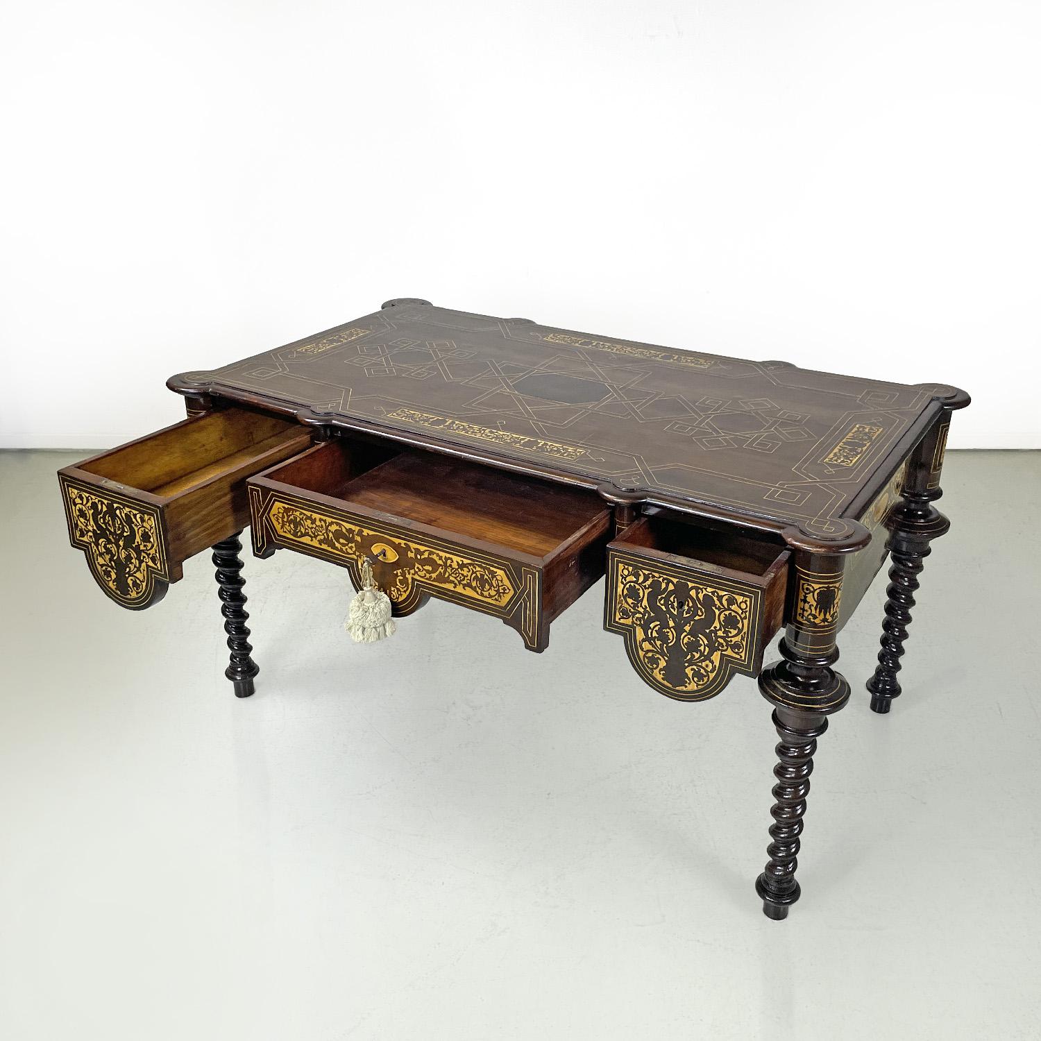 Italian antique wooden desk with inlay decorations with light wood, early 1900s For Sale 1