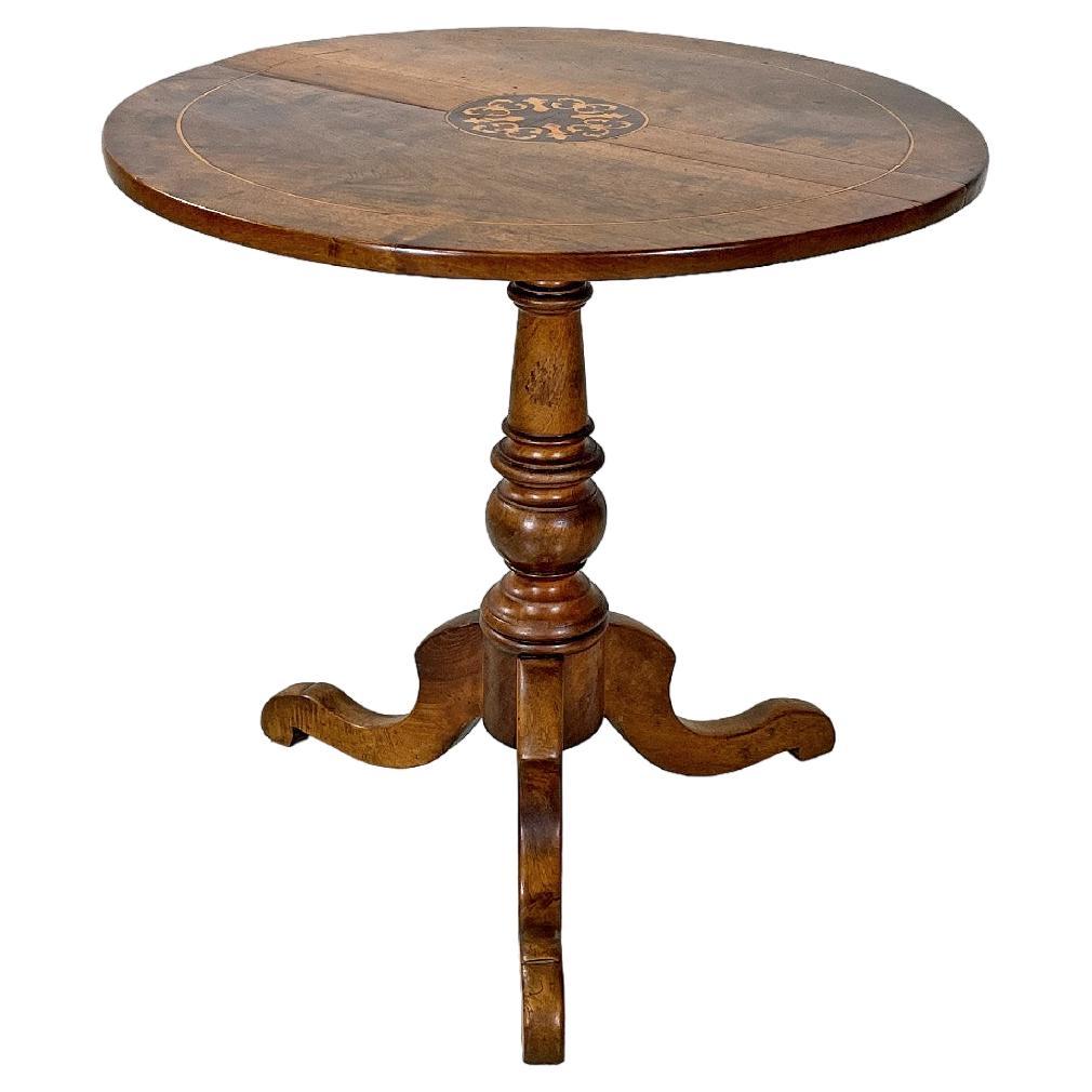 Italian antique wooden dining table with floral damask decoration, 1850s For Sale