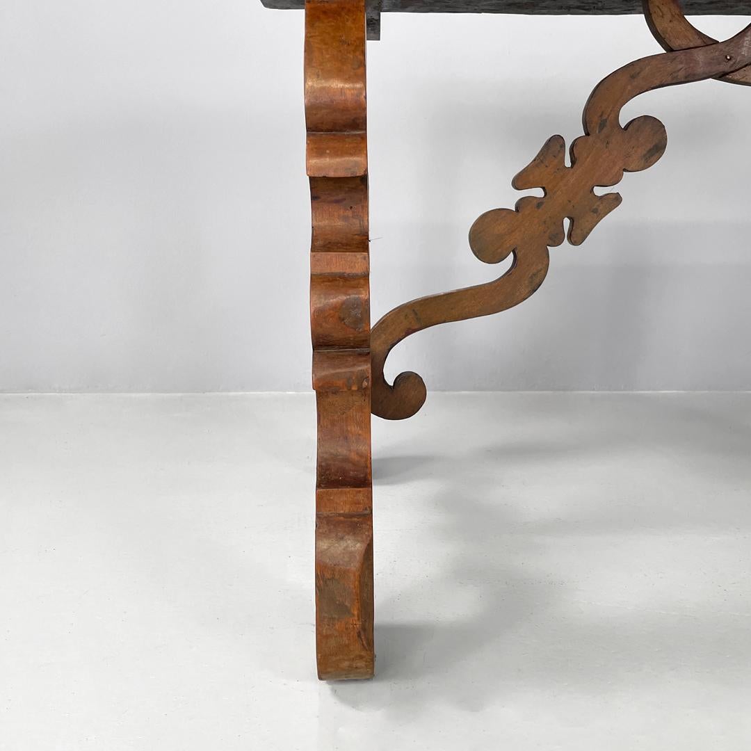 Italienischer antiker fratino-Tisch aus Holz mit verzierten Beinen aus Holz, 1700er Jahre im Angebot 9
