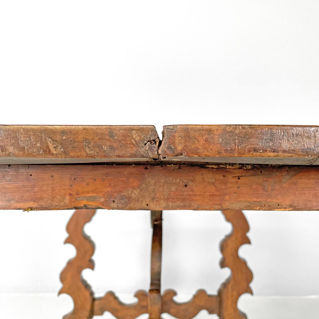 Italian antique wooden fratino table with decorated legs, 1700s For Sale 2