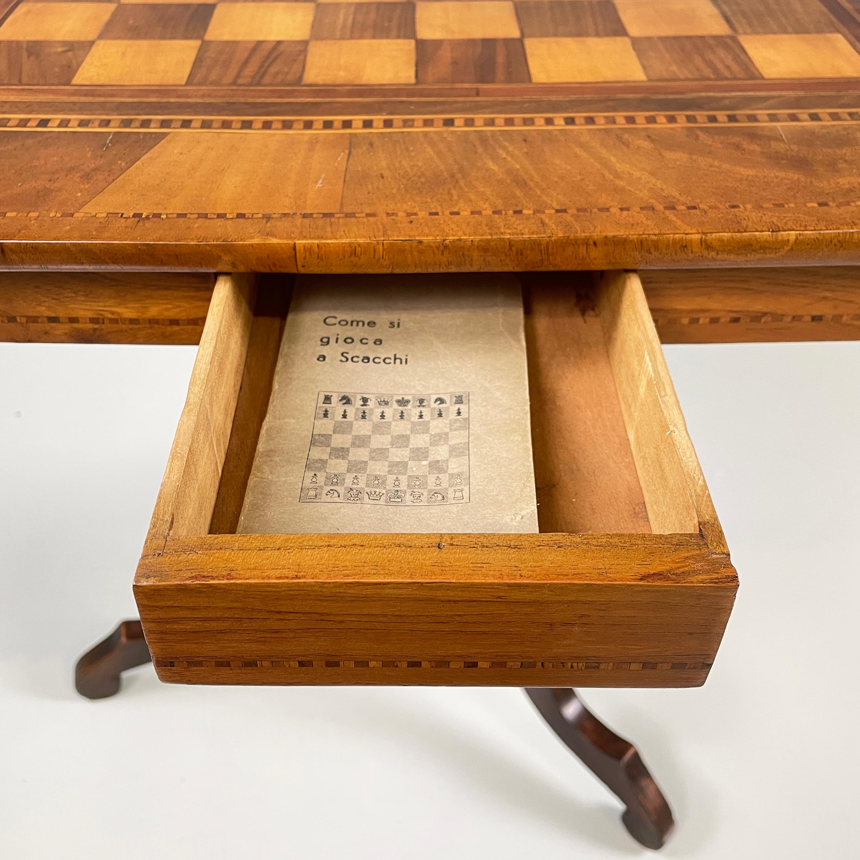 Italian antique Wooden game table  with chessboard, early 1900s For Sale 2