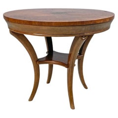 Mesa de centro redonda de madera antigua italiana con decoraciones incrustadas, principios del siglo XX