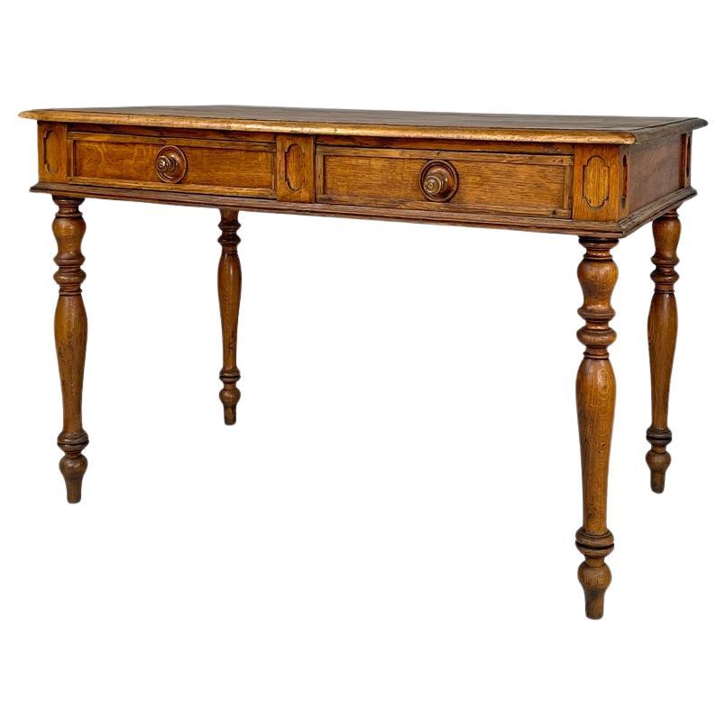 Table italienne ancienne en bois avec deux tiroirs et pieds tournés, années 1800 en vente